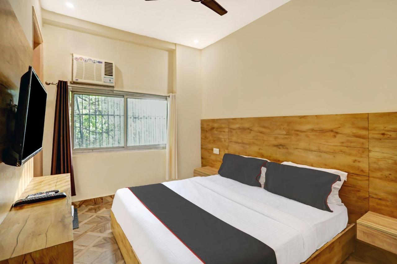 Oyo 81641 Collection O Hotel A1 Residency Nueva Delhi Exterior foto